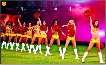 Ipl_Cheerleaders_performance