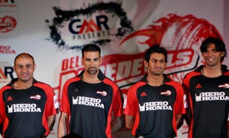 Virendra_Sehwag_Akshay_Kumar_Delhi_Daredevils_IPL